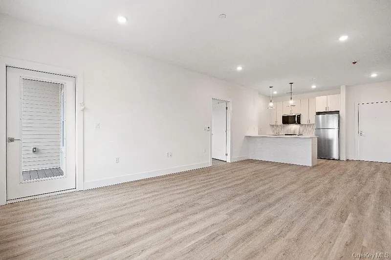306 Bluestone Court  #104 Photo 21