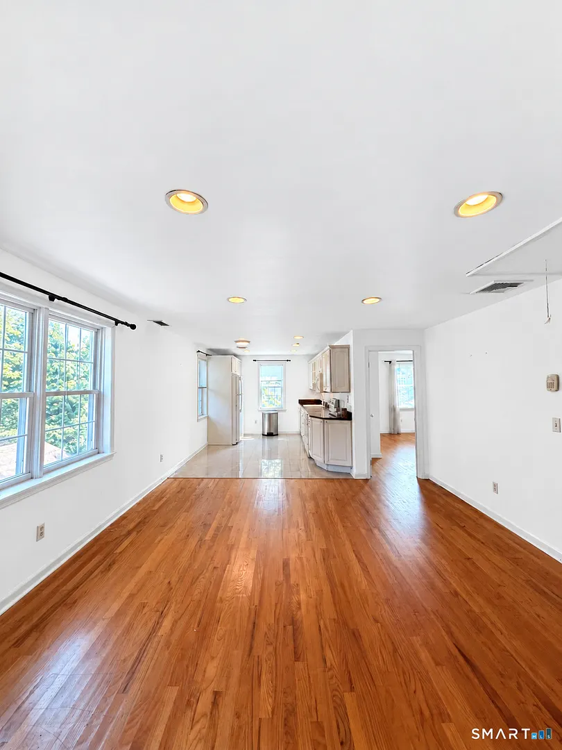 104 Rowayton Avenue  #Rear Bldg 2 Photo 1