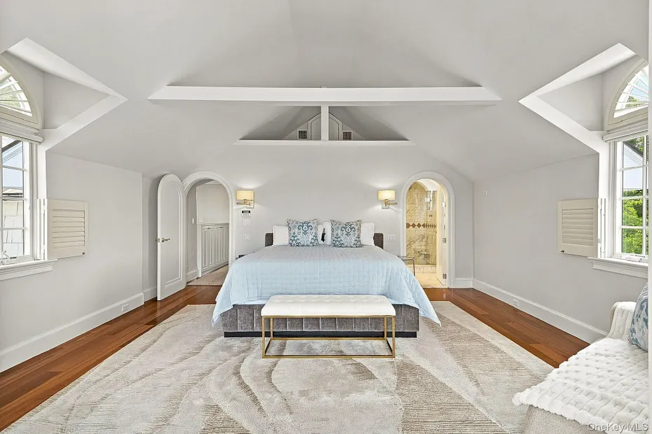 522 The Parkway Photo 20