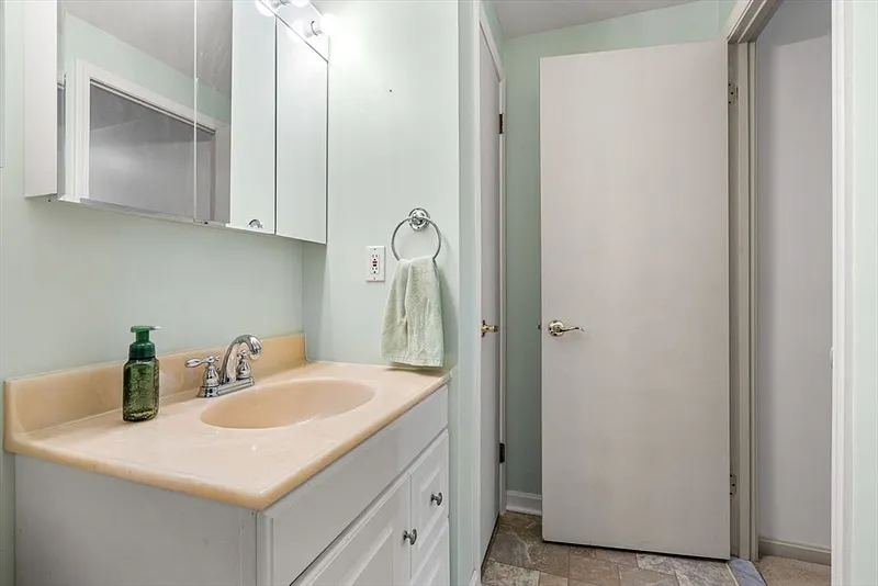 655 West Lowell #14 Photo 19