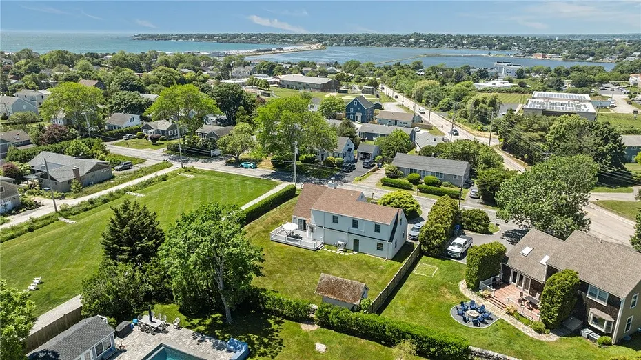 14 Wolcott Avenue Photo 44