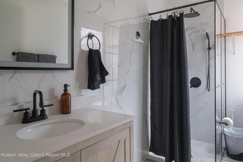 517 State Street Photo 21