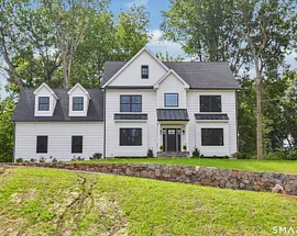 18 Timberlane Trail
