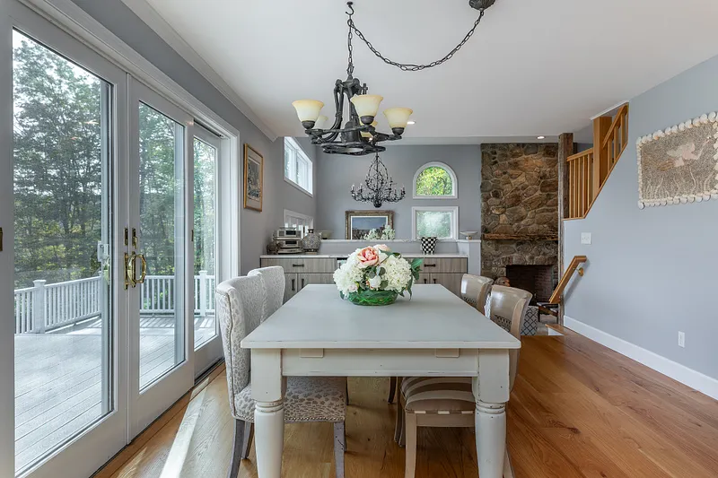 168 Cobble Road Photo 19
