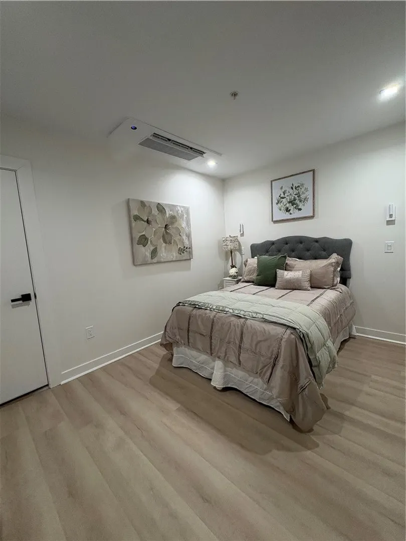 50 Murray Street Photo 9