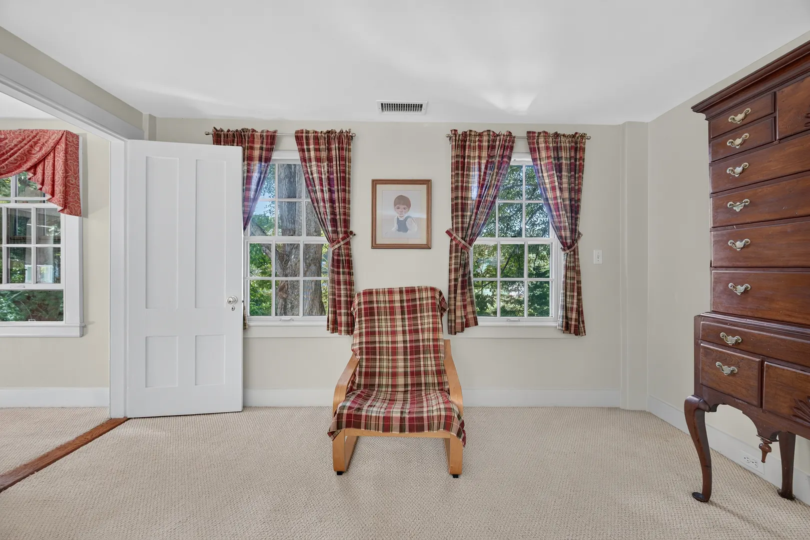 9 Ingham Hill Road Photo 24