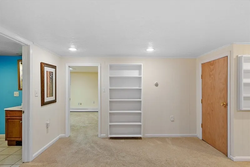 33 Eastview Road Photo 28
