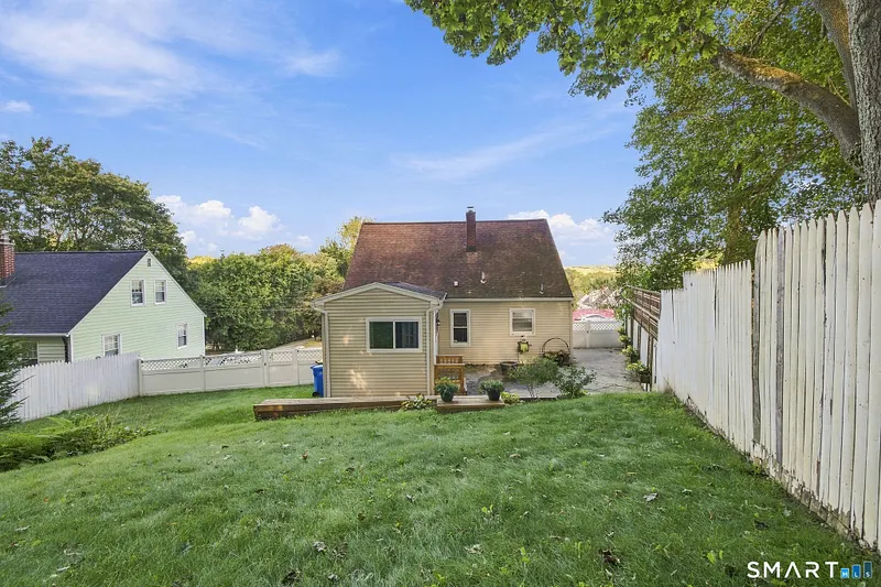 15 Ashland Avenue Photo 29