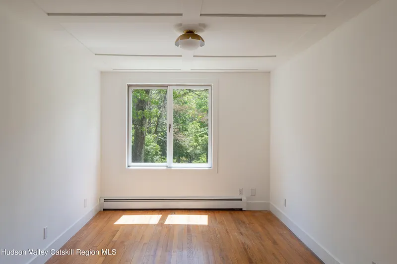 57 Anderson Road Photo 24
