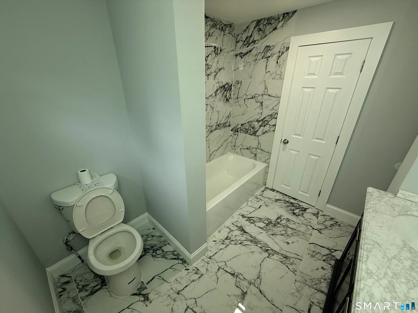 62 Mowry Avenue Photo 20