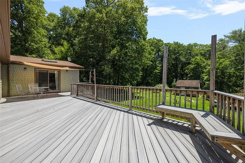 456 Rockland Road Photo 5