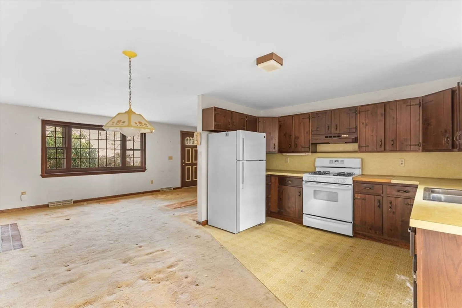 15 Hillside Dr Photo 7