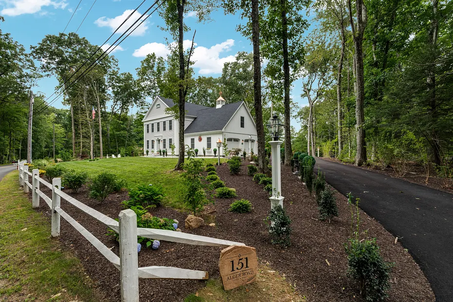 151 Alger Road Photo 1
