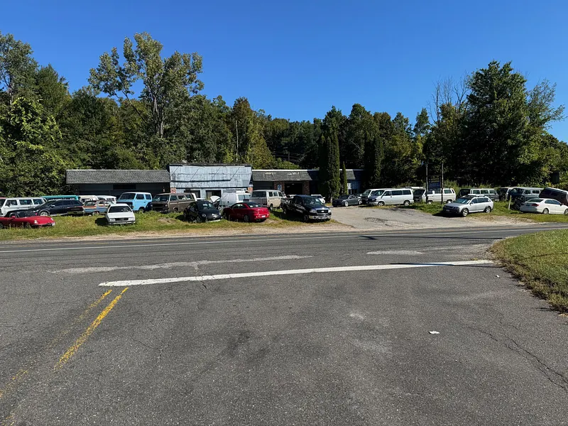 404 New Hartford Road Photo 1