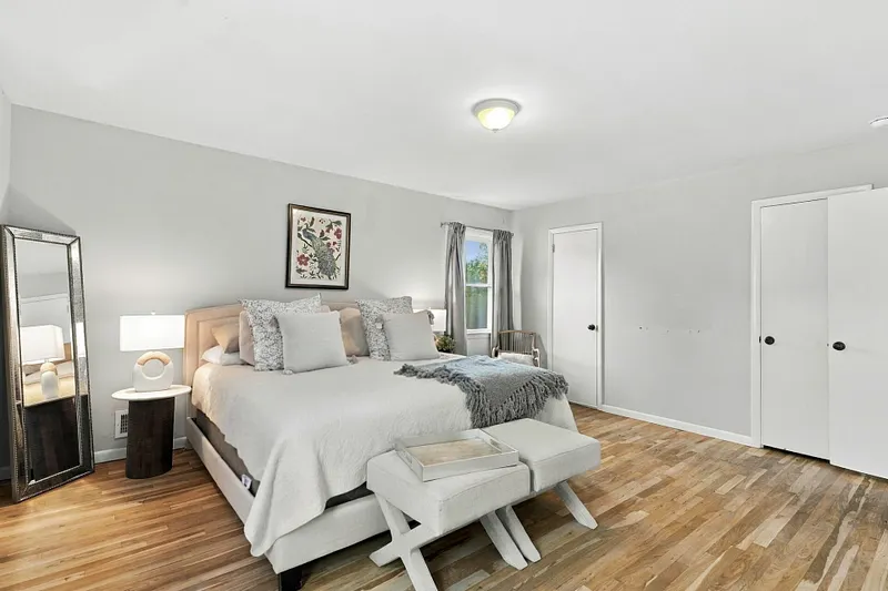 7 Frost Lane Photo 13
