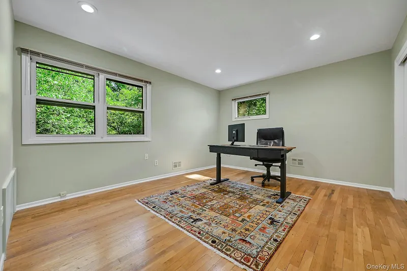 19 York Drive Photo 23