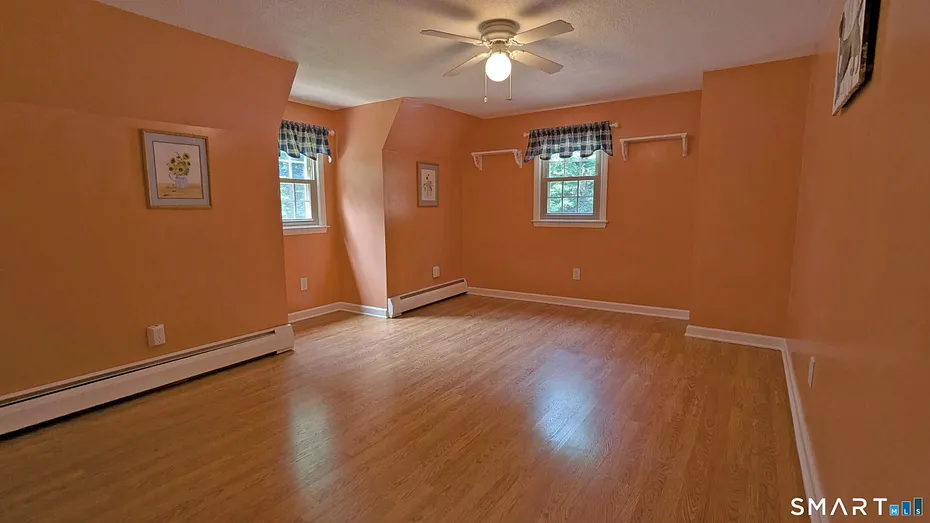 25 1/2 Edgerton Street Photo 22