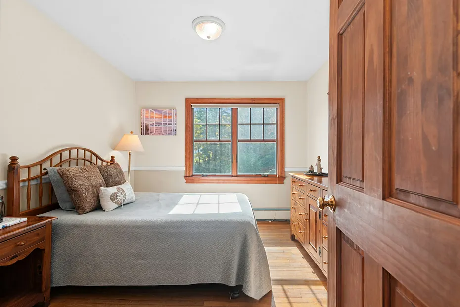 35 Aspen Ledges Road Photo 13