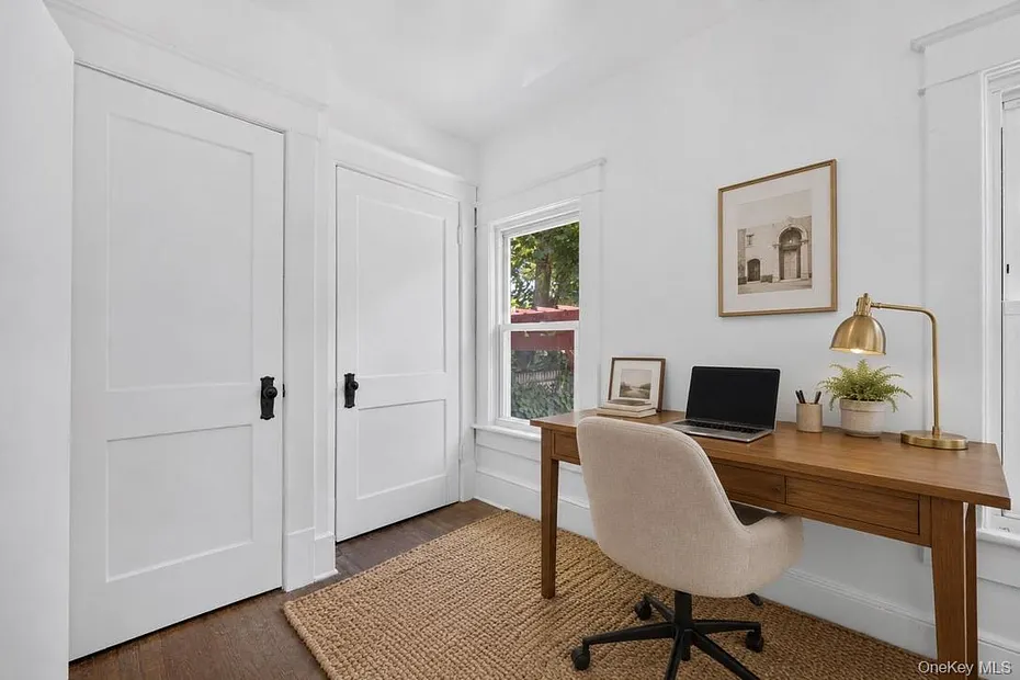 10 S Grand Avenue Photo 15