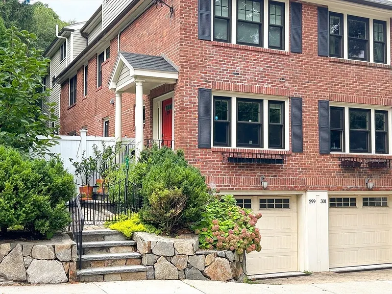 299 Walnut Street #1 Photo 1