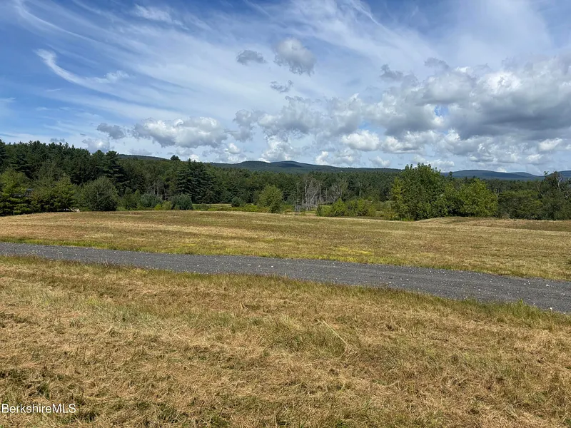641 River Rd Photo 30