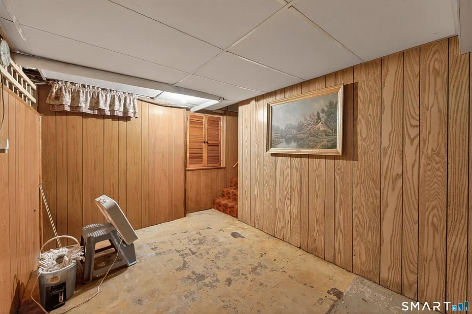 60 Gilbert Avenue Photo 22