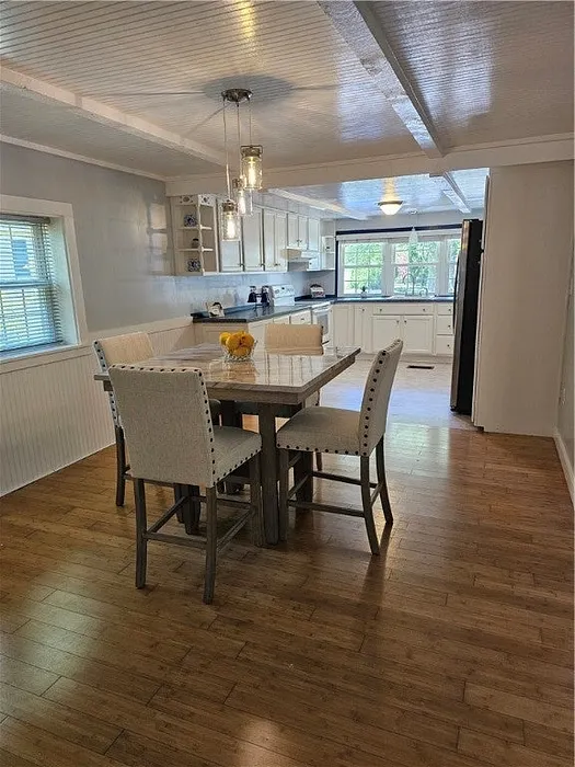41 Park Lane Photo 11