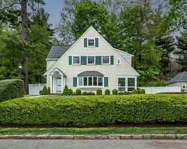 62 Summit Avenue