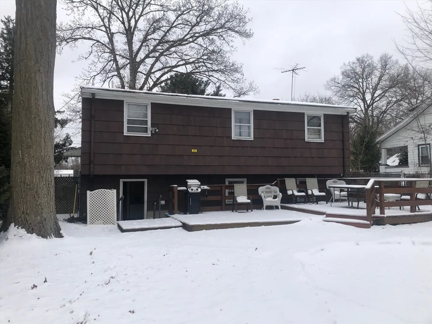 57 Herrod Ave Photo 5