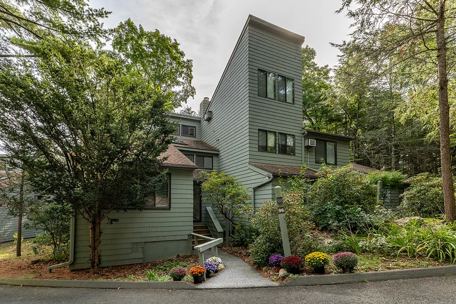 96 Woodside Circle #96 Photo 1