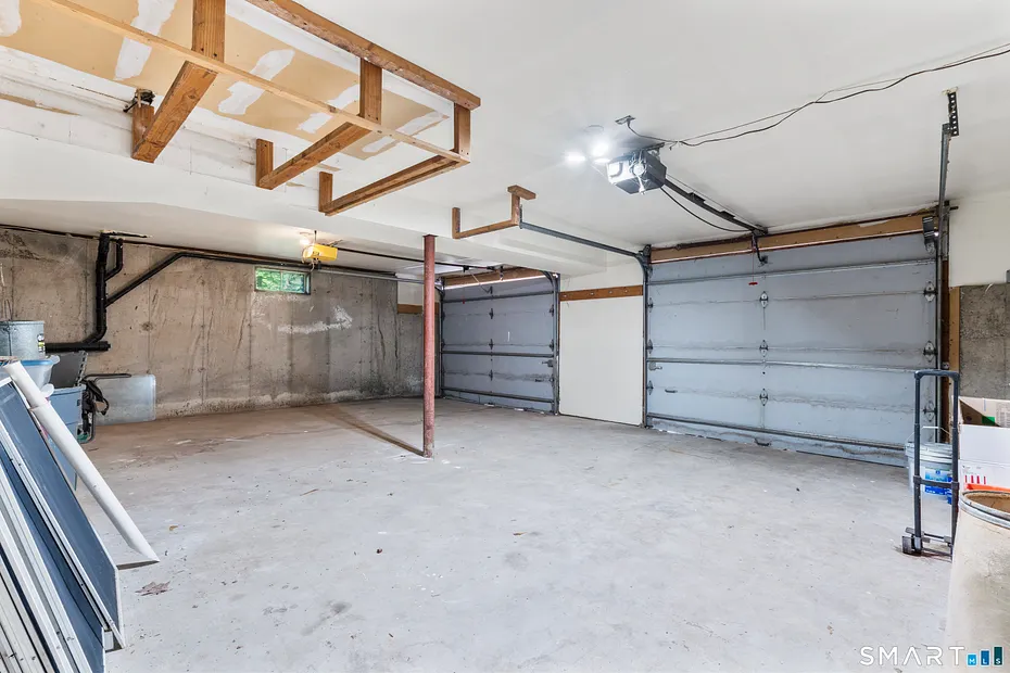 128 Midwood Avenue Photo 37