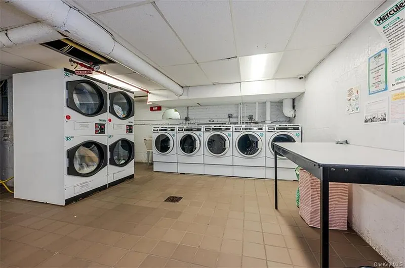 3850 Hudson Manor Terrace  #3AW Photo 16