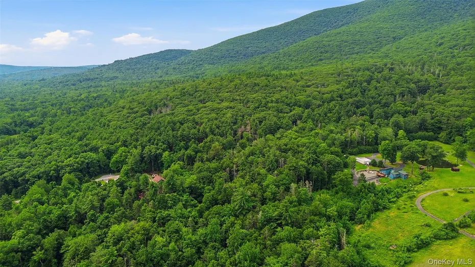High Point Mountain Road Photo 4