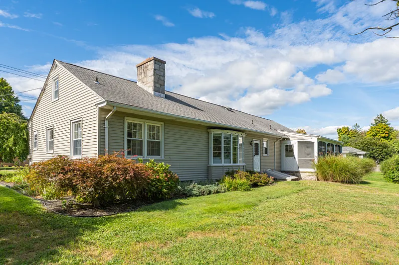 1085 Dunbar Hill Road Photo 24