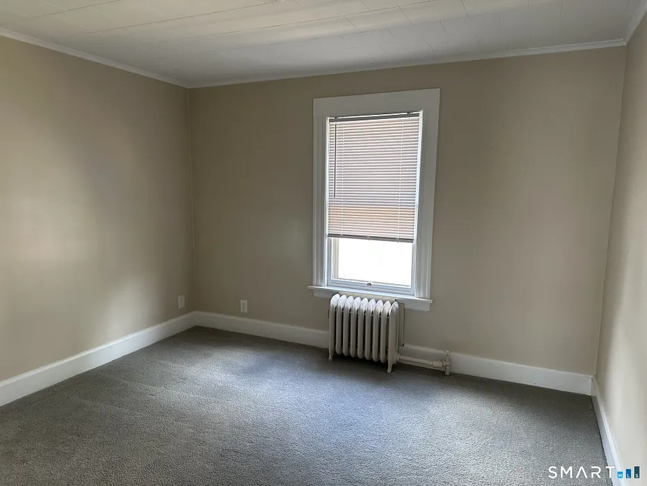 76 Lorenzo Street Photo 8