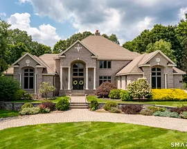 122 Windward Place