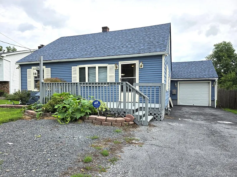 195 Commonwealth Avenue Photo 14