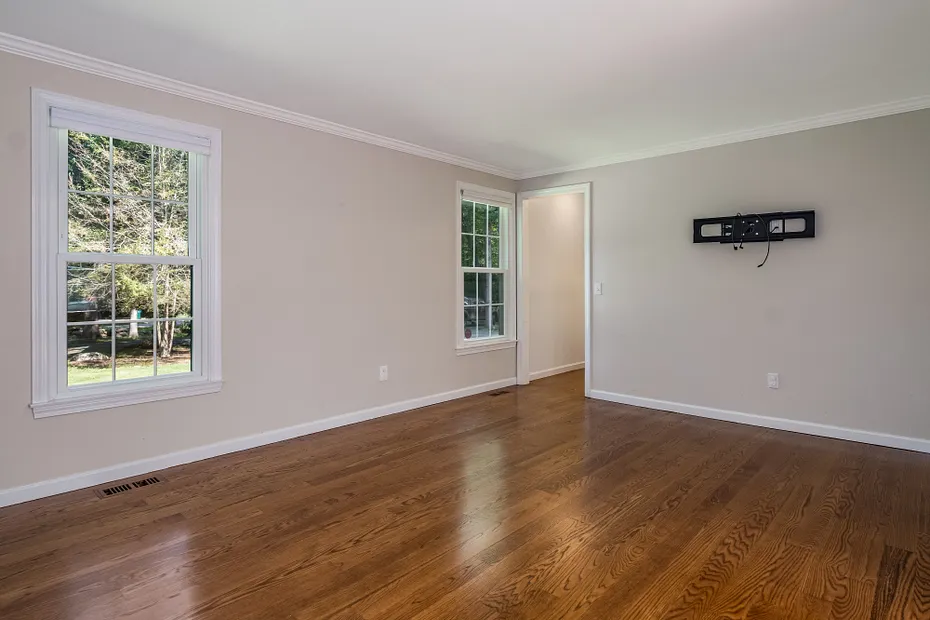 29 Flat Rock Hill Road Photo 7