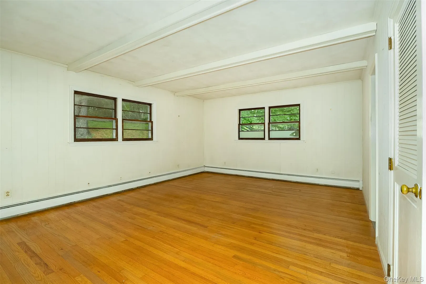 166 Vassar Road Photo 9