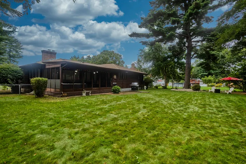 63 Pine Acre Rd Photo 32