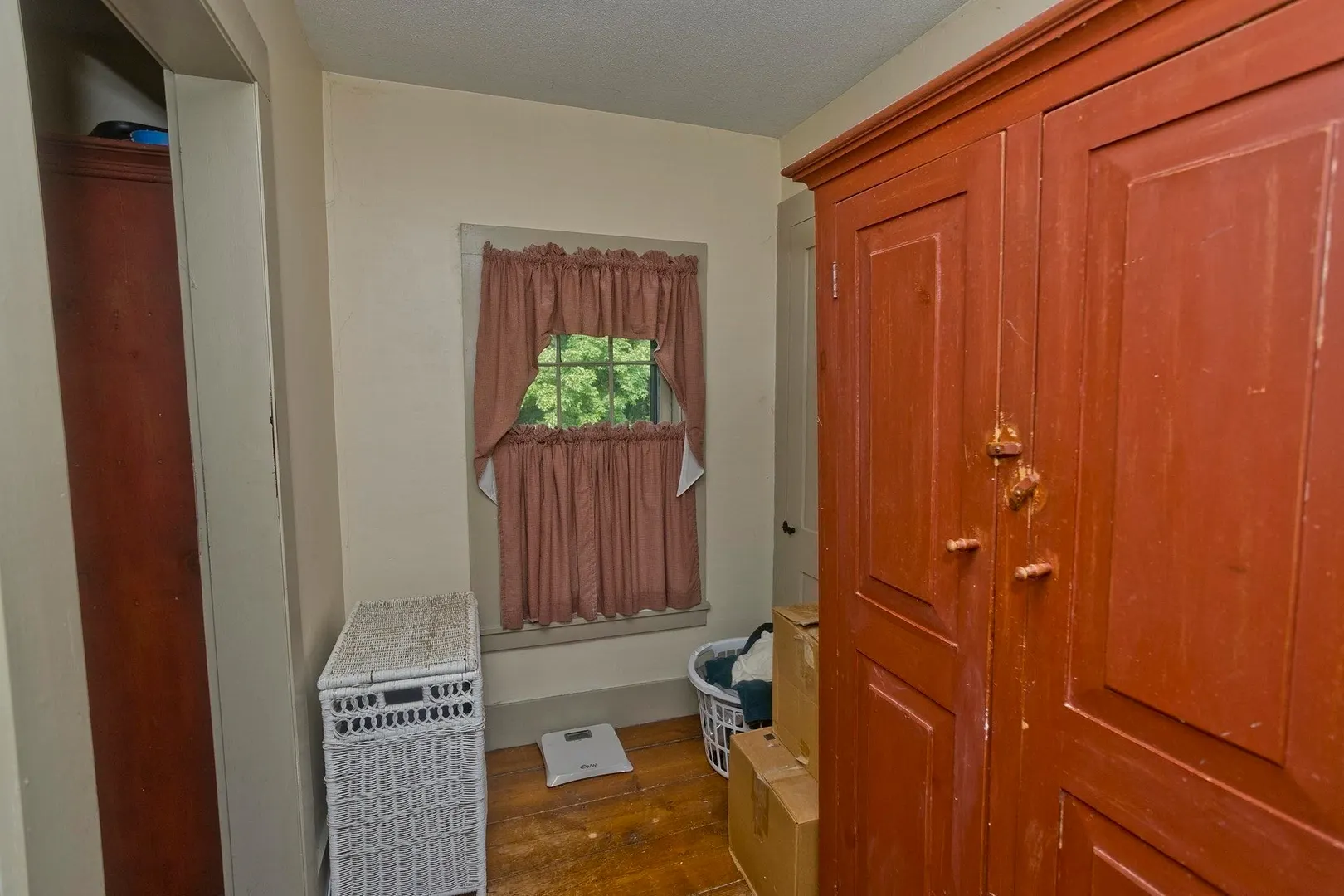 40 Somers Rd Photo 20
