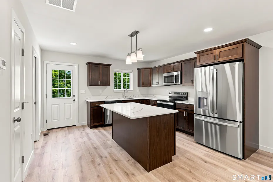 203 Amston Road Photo 6