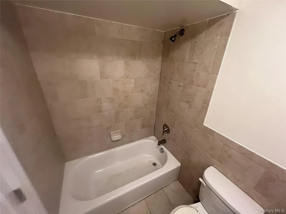 408 Carpenter Avenue  #24 Photo 9