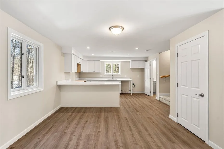 153 Coffin Rd  #10 Photo 19