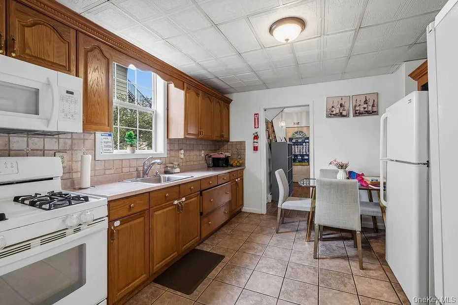 29 Blauvelt Avenue Photo 10
