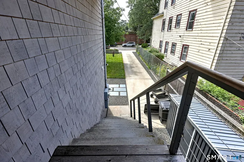 179 Scranton Street Photo 26