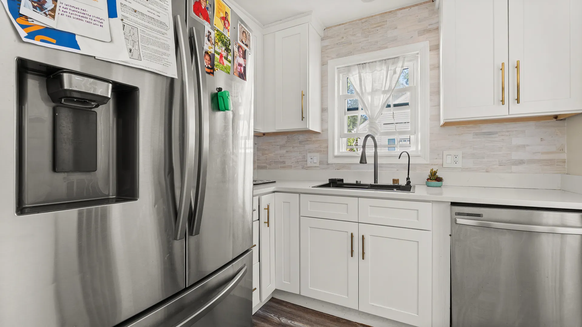 45 Kensington Ave Photo 3