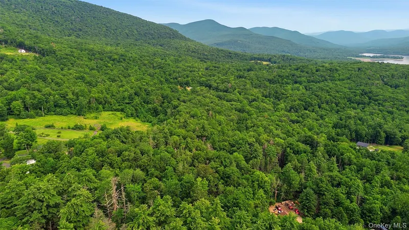 High Point Mountain Road Photo 1