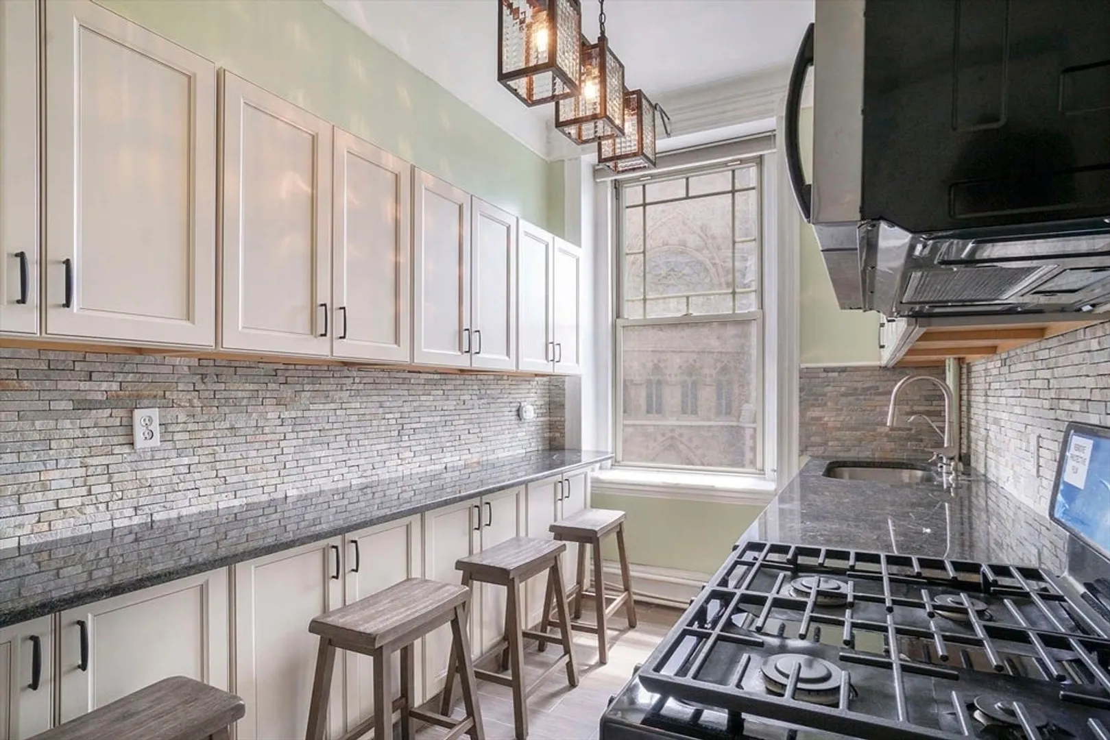 1411 Washington Street  #15 Photo 8