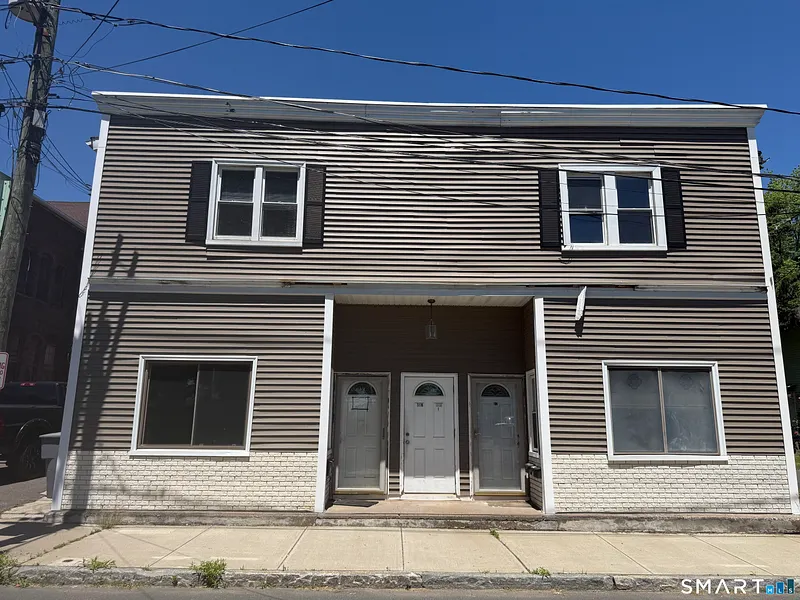 53 College Street Photo 2